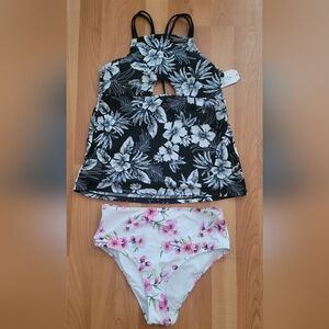 TIME AND TRU Two-Piece Tankini Swimsuit M(8-10) Peekaboo Cut-outs NWT Floral